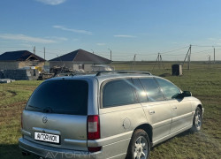 Opel Omega 2000 года