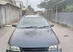 Toyota Caldina 1995 года