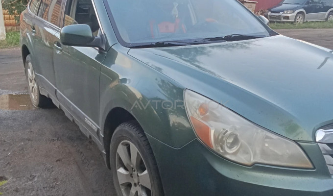Subaru Outback 2010 года