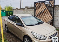 Hyundai Accent 2013 года