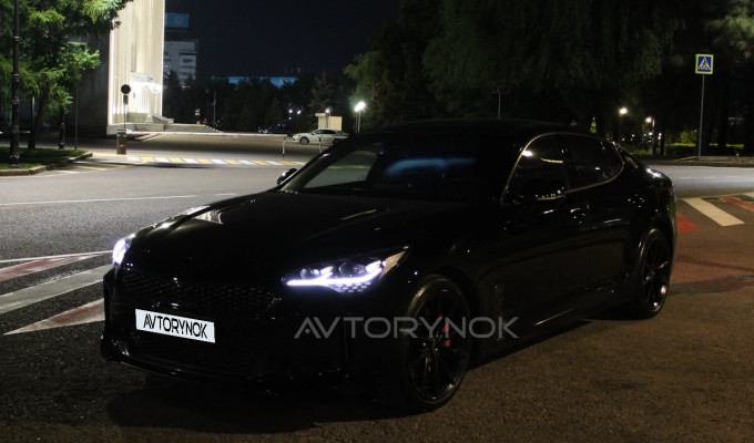 Kia Stinger 2022 года