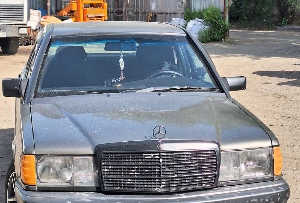 Mercedes-Benz 190 1992 года