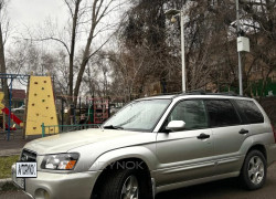Subaru Forester 2003 года