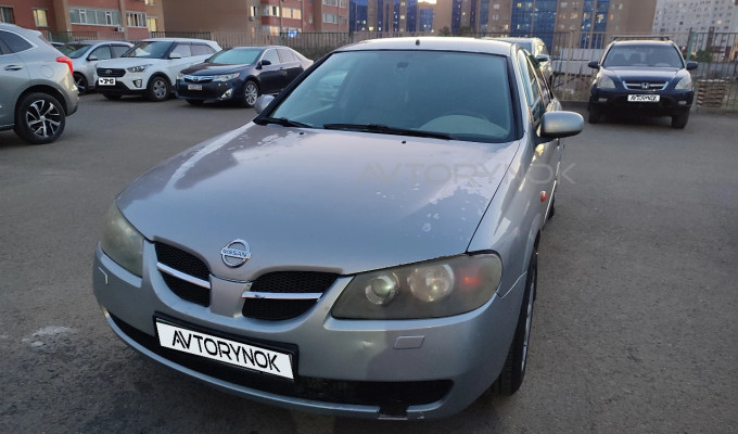 Nissan Almera 2004 года