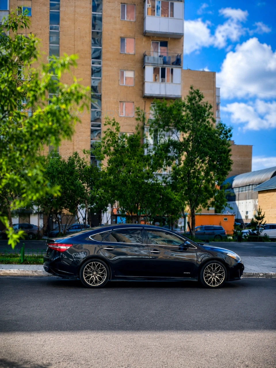 Toyota Avalon, 2015