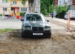 Mercedes-Benz E-Класс 1993 года