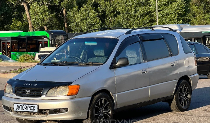 Toyota Ipsum 1997 года