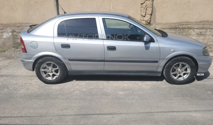 Opel Astra 2003 года