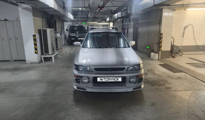 Subaru Impreza 1998 года