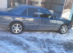 Mercedes-Benz E-Класс 1991 года
