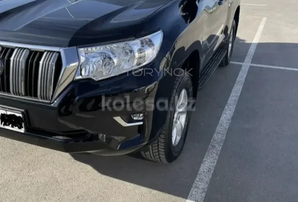 Toyota Land Cruiser Prado 2022 года