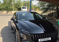 Hongqi E-QM5 2024 года