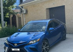 Toyota Camry 2019 года