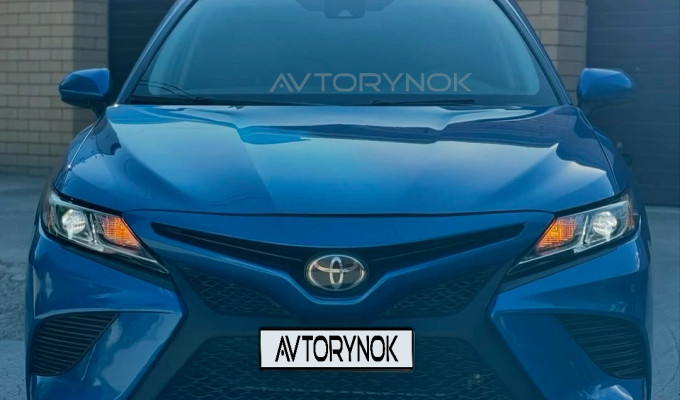 Toyota Camry 2019 года