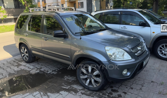 Honda CR-V 2006 года