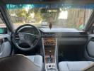 Mercedes-Benz E-Класс 1993 года