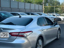 Toyota Camry 2020 года