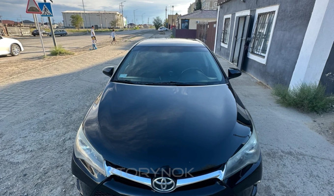 Toyota Camry 2017 года