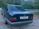 Mercedes-Benz E-Класс 1993 года