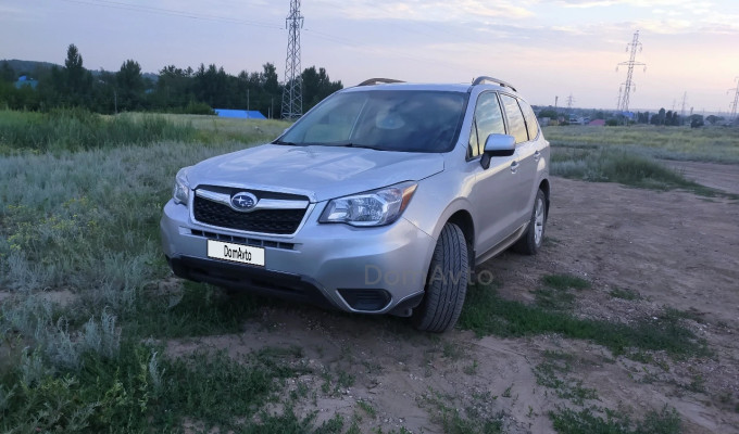 Subaru Forester 2014 года