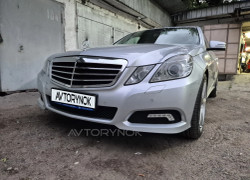 Mercedes-Benz E-Класс 2010 года