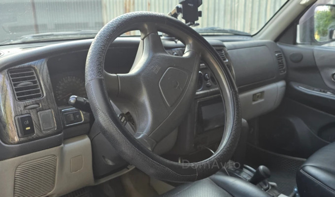 Mitsubishi Montero Sport 2001 года