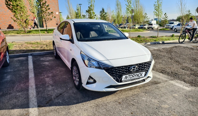 Hyundai Accent 2021 года