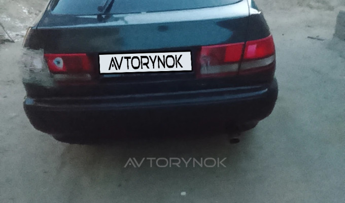 Toyota Carina E 1995 года