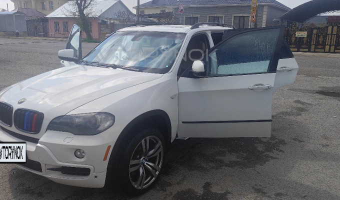 BMW X5 2007 года