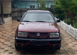 Volkswagen Vento 1993 года