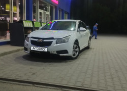 Chevrolet Cruze 2012 года