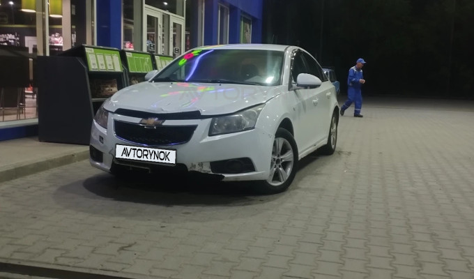 Chevrolet Cruze 2012 года
