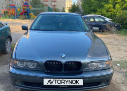 BMW 5 серия 2003 года
