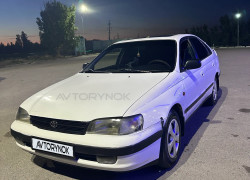 Toyota Carina E 1993 года