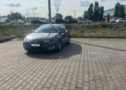 Hyundai Elantra 2019 года