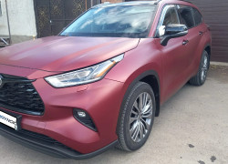 Toyota Highlander 2020 года