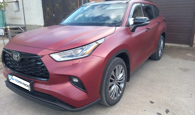 Toyota Highlander 2020 года