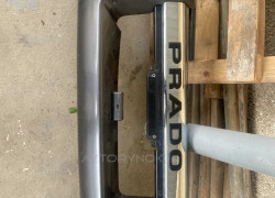 Губа бампера Тойота Прадо 120