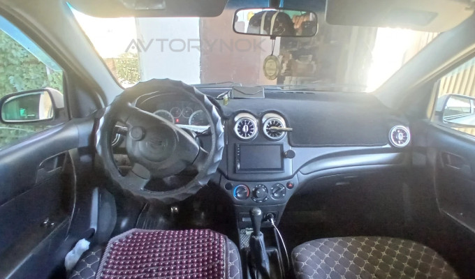 Chevrolet Aveo 2013 года
