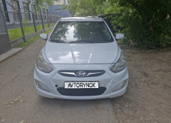 Hyundai Accent 2012 года