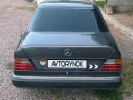 Mercedes-Benz E-Класс 1993 года