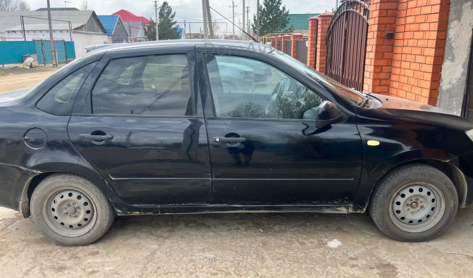 ВАЗ (Lada) Granta 2014 года