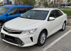 Toyota Camry 2016 года
