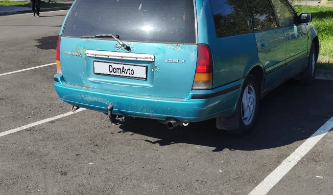 Nissan Primera 1993 года