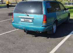 Nissan Primera 1993 года