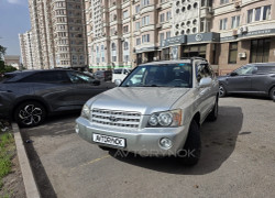 Toyota Highlander 2003 года