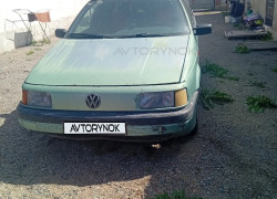 Volkswagen Passat 1992 года