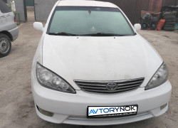 Toyota Camry 2005 года
