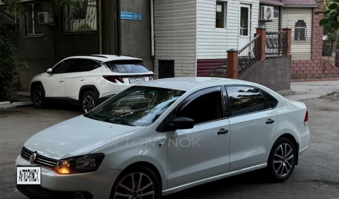 Volkswagen Polo 2012 года