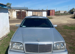 Mercedes-Benz S-Класс 1997 года